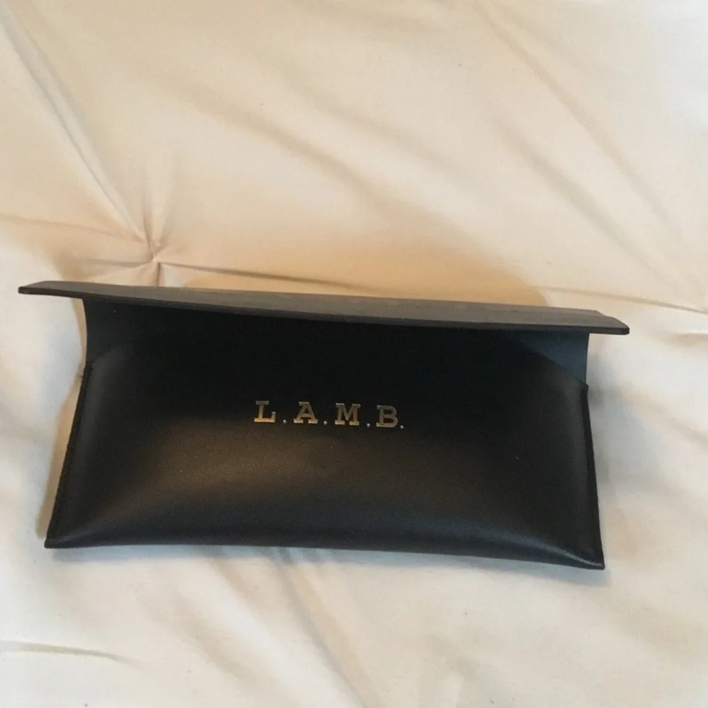 L.A.M.B. nwot gwen